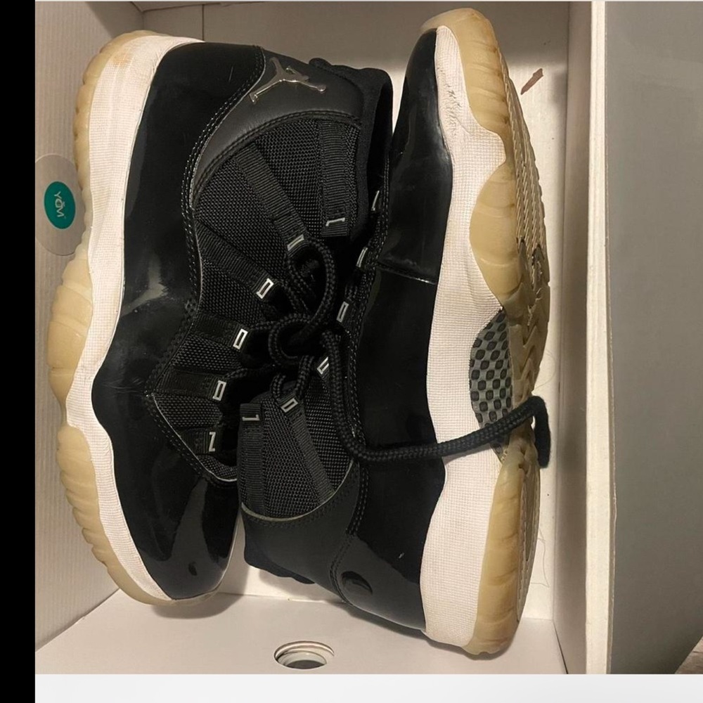 Jordan 11